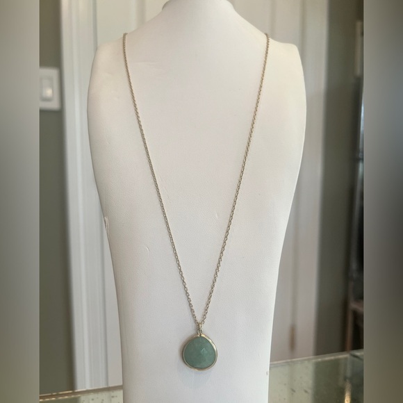 BaubleBar Jewelry - Bubblebar green pendant gold 18” plus 2.5”extender necklace jewelry